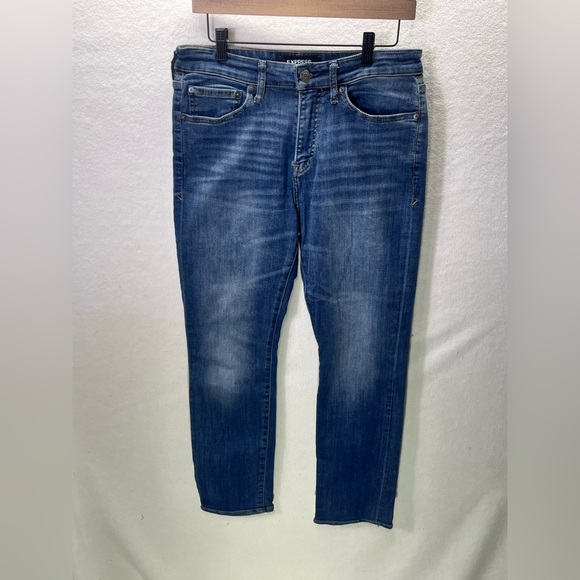 Express Classic Straight Hyper Stretch Jeans Mens 31/30 Blue Denim Pants 1820 - Picture 1 of 9